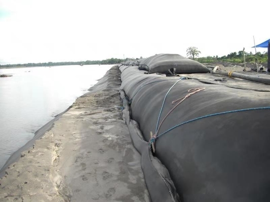 Sandgefüllte Cofferdam Sanierung und Land Sanierung Geotextil Entwässerungsrohre Zugfestigkeit 130/130 kn Offene Größe 0,4 mm
