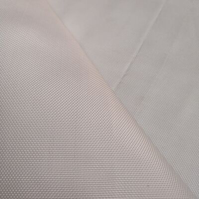 5,2 m breite gewebte Geotextilbahn mit Zugfestigkeit von 50 kNm bis 1200 kNm und CBR-Durchstichfestigkeit von 12 kN oder mehr, angewendet zur Böschungsverstärkung