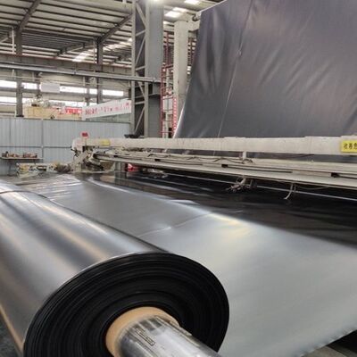 UV-beständige 1,5 mm glatte Geomembran-Liner aus HDPE für Bewässerungsreservoirs in der Landwirtschaft