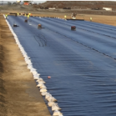 Durchstoßfeste HDPE-Geomembranauskleidung für eine dauerhafte, auslaufsichere Barriere in landwirtschaftlichen und industriellen Anwendungen