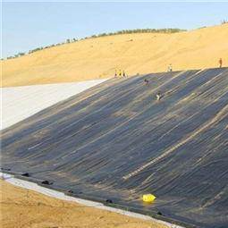 Wasserdichte Barriere-HDPE-Geomembranauskleidung für industrielle Chemie- und Abwasserlagunen