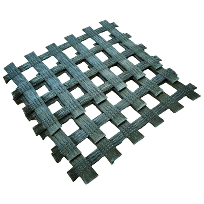 Schwarzes gestricktes Fiberglas Geogrid-Gewebe 25KN 50KN 100KN für Stützmauer-Straße